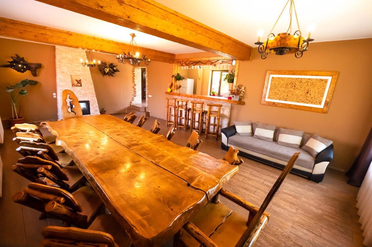 Casa De Vacanta Sadu Экстерьер фото