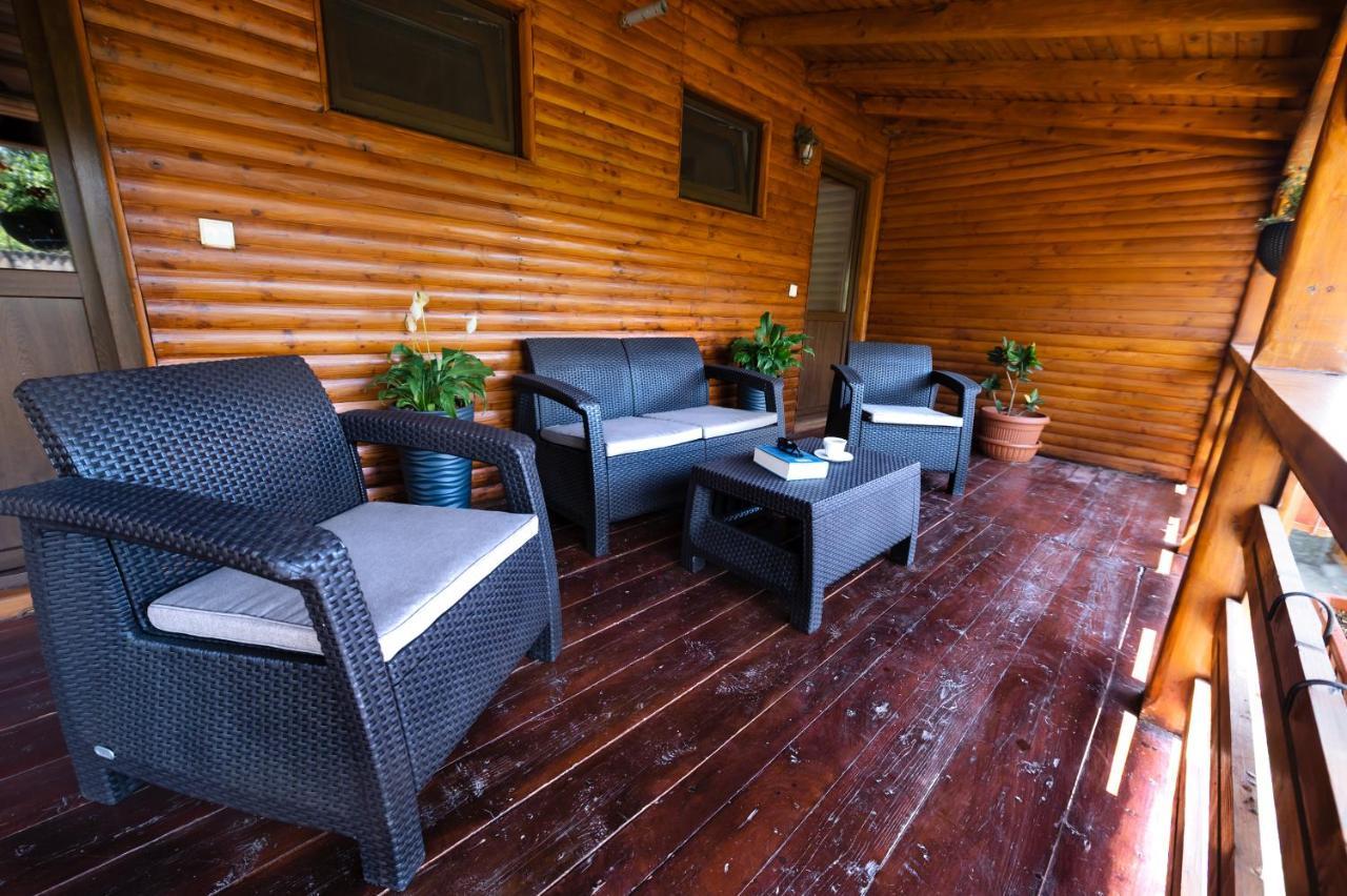 Casa De Vacanta Sadu Экстерьер фото